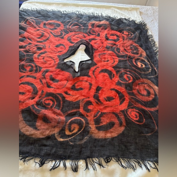 Elegant Black and Red Swirl Women's Sweater - Picture 6 of 14